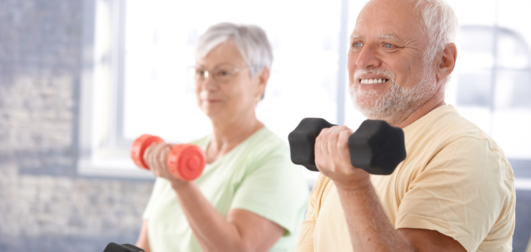 tipos de ejercicios en el adulto mayor