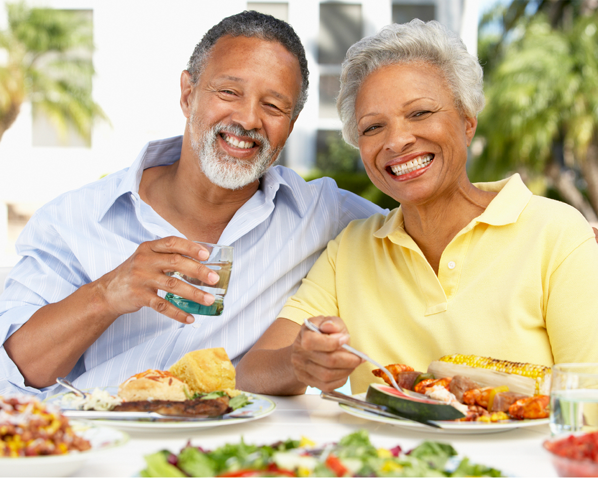 ¿Qué es una buena alimentación en el adulto mayor?