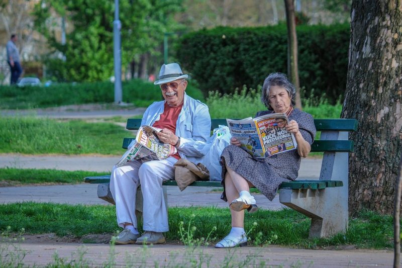 Adultos mayores pensionados