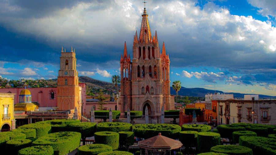 Destinos turísticos de adultos mayores en san miguel de allende